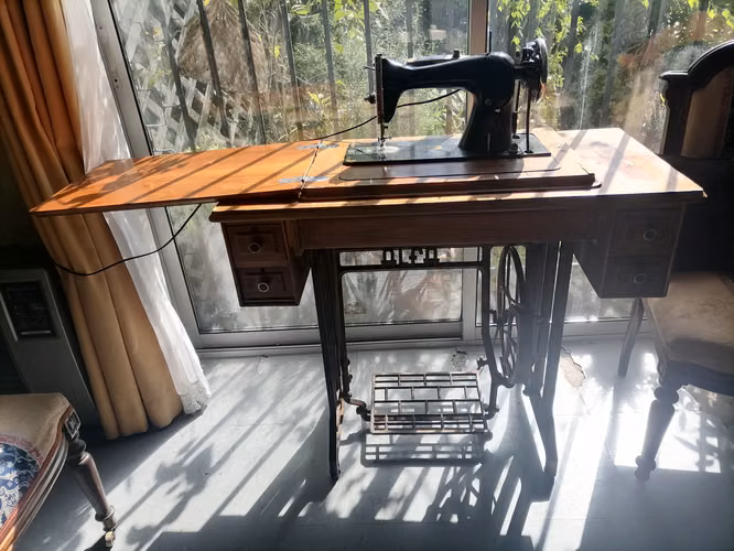 Máquina de Coser ALFA