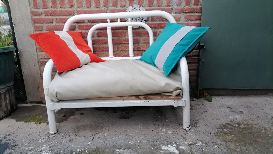 SOFA DE  FIERRO