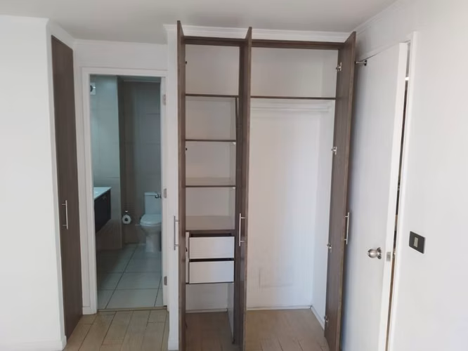 Hermoso departamento en edificio Infinity, San Miguel - Imagen 6
