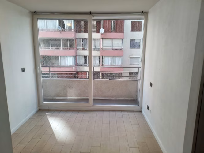 Hermoso departamento en edificio Infinity, San Miguel - Imagen 7