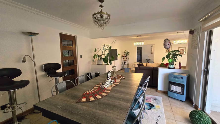 Amplia casa en barrio en crecimiento (171594) - Imagen 7