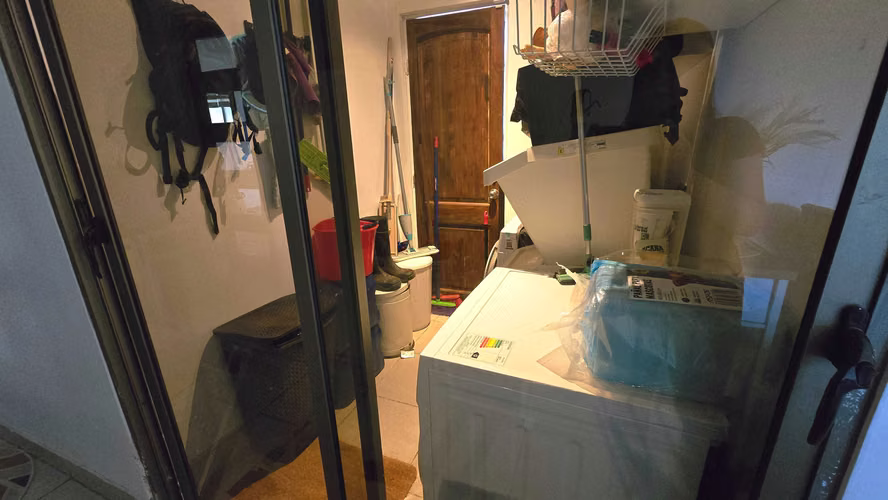 Amplia casa en barrio en crecimiento (171594) - Imagen 9