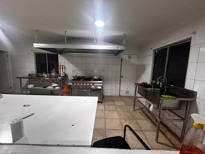 HOSTAL MINERO EN ARRIENDO (171592)
