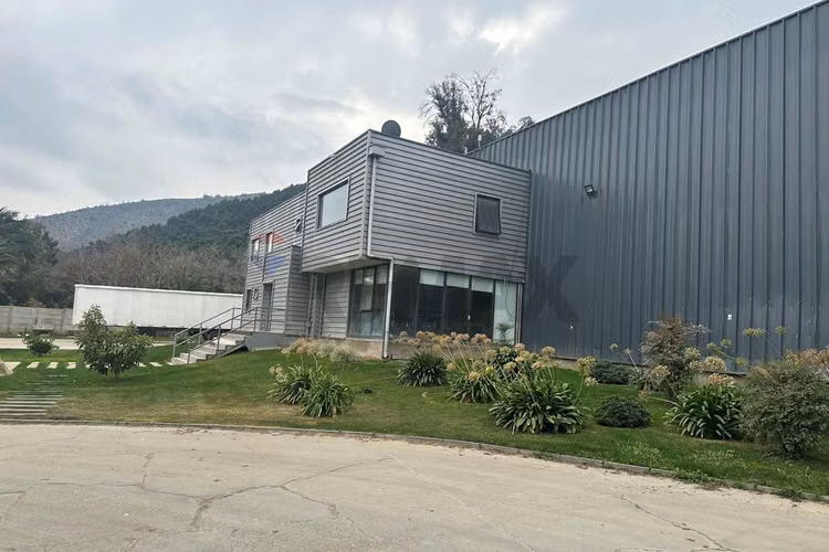 Excelente propiedad agroindustrial en curacaví