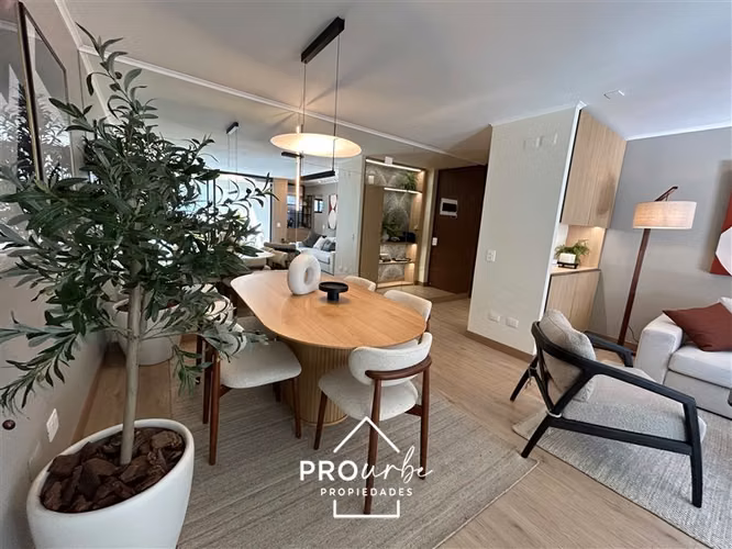 Departamento en venta de 3 dorm. en Las Condes