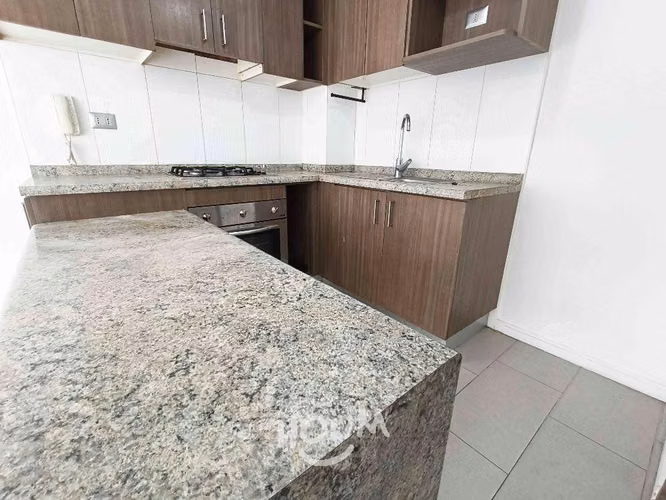 Departamento en Avenida Ecuador