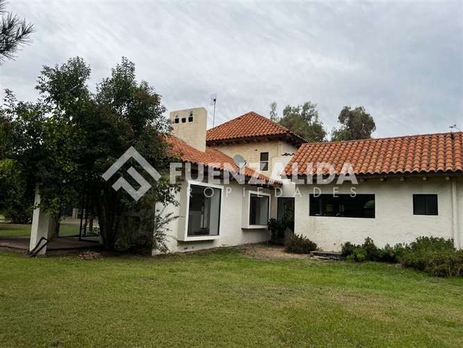 Casa Vendo 5D 4B piscina No condominio Calera de Tango