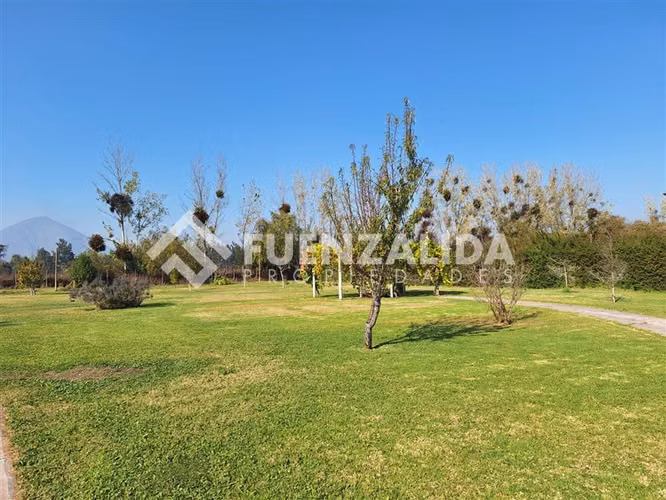 Parcela en venta en Talagante