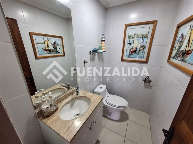 Casa en venta de 4 dorm. en Talagante