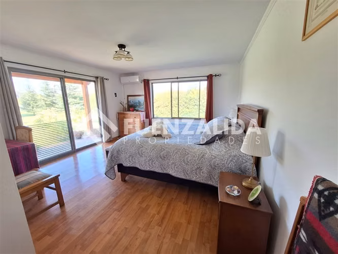 Casa en venta de 4 dorm. en Talagante