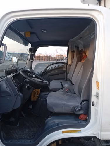 CHEVROLET NQR919 2022 Con Equipo de frio y plataforma.