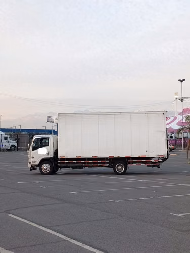 CHEVROLET NQR919 2022 Con Equipo de frio y plataforma.