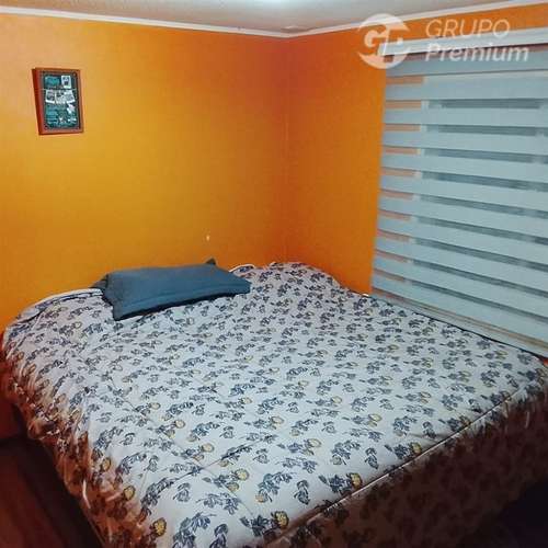 Casa en venta de 3 dorm. 2 baños en Coronel - Imagen 2
