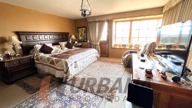 Casa AMPLIA Y EXCLUSIVA CASA EN SANTA MÓNICA DE PEÑUELAS
