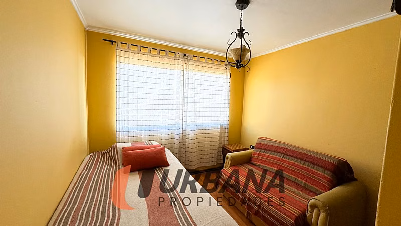 Casa CASA EN GABRIELA MISTRAL CON POTENCIAL COMERCIAL