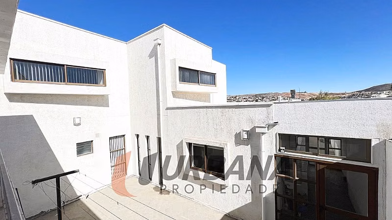 Casa OPORTUNIDAD ! EXCLUSIVA CASA EN LA CIUDAD DE ANDACOLLO