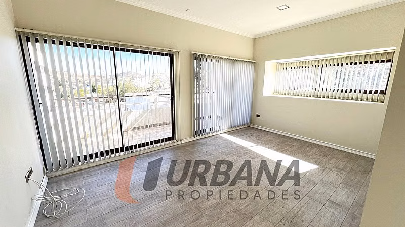 Casa OPORTUNIDAD ! EXCLUSIVA CASA EN LA CIUDAD DE ANDACOLLO