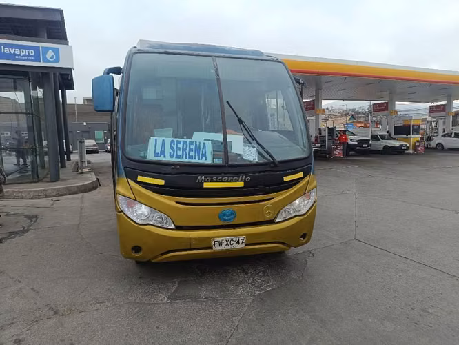 Bus Mercedes Benz lo915 2013