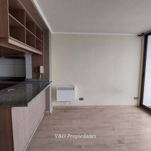 Se vende depto a pasos del metro Ecuador (171574)