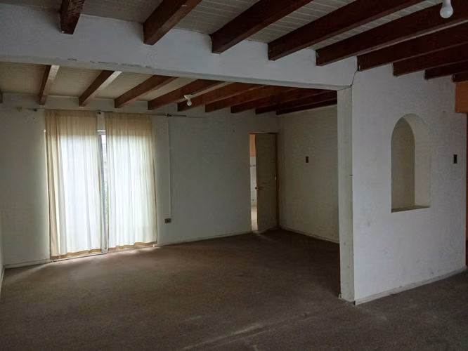 CASA CERCA DE AVENIDA ESPAÑA