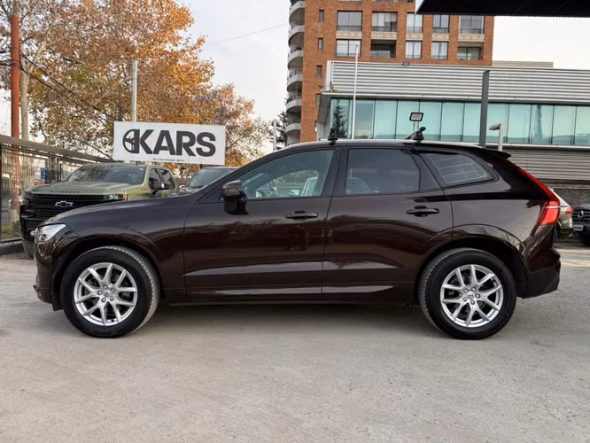 VOLVO XC60  2018