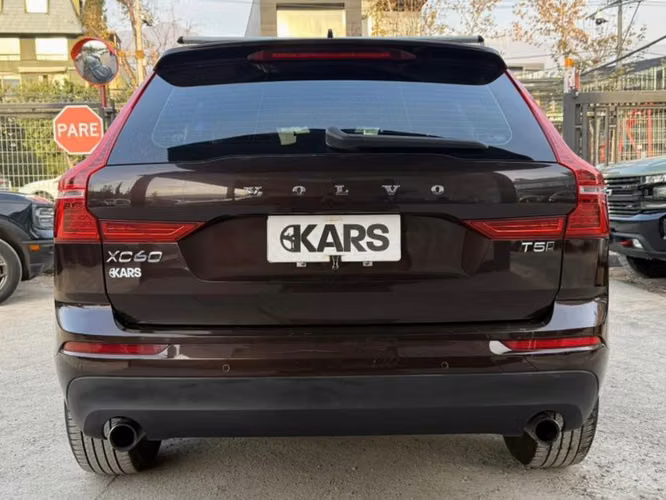 VOLVO XC60  2018