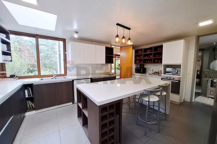 Casa mediterránea en condominio los bosques