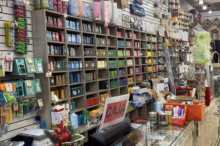 Local comercial 436m², calle rosas santiago centro