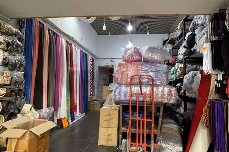 Local comercial 436m², calle rosas santiago centro