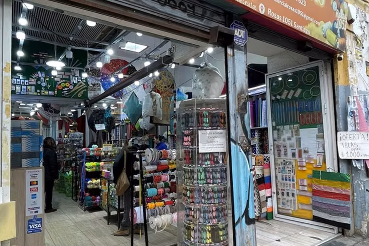 Local comercial 436m², calle rosas santiago centro