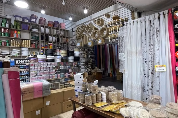 Local comercial 436m², calle rosas santiago centro