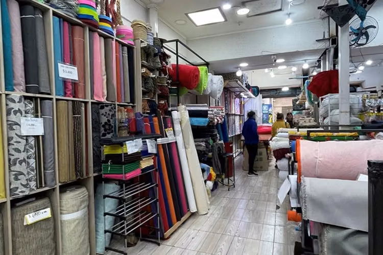 Local comercial 436m², calle rosas santiago centro