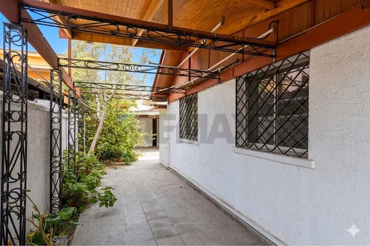 Amplia casa en san miguel con 5d/2b y 217m² +3e