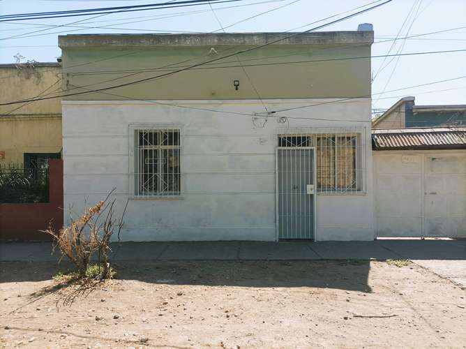 Casa amplio terreno. Padre Tadeo. Av. Mapocho (171705)