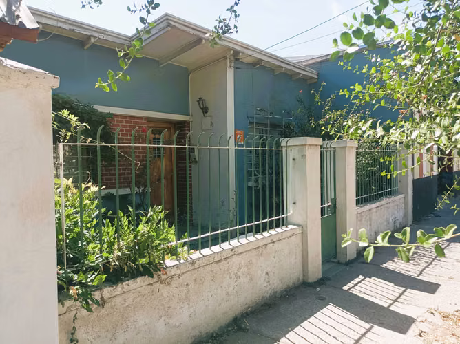 Casa Padre Tadeo. Mapocho. Autopista Central (171703)