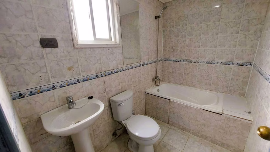 Casa Grande en Venta en Pto Aysen 7Do 2Ba 3Es (171694)