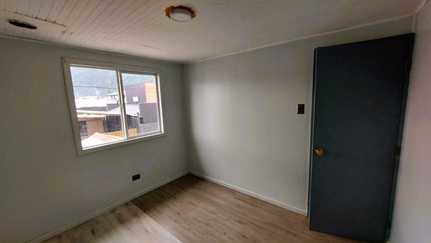 Casa Grande en Venta en Pto Aysen 7Do 2Ba 3Es (171694)