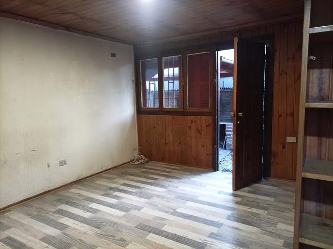Casa en calle Bolivia, Metro La Cisterna (171683)