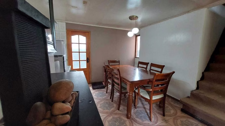 Casa 3 Dorm. con Gran Patio y Buena Ubicacion (171673)