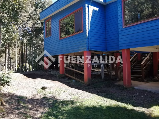 Casa y cabaña independiente en Condominio Parque Doña Inés