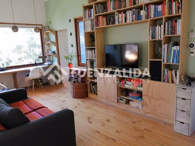 Casa y cabaña independiente en Condominio Parque Doña Inés