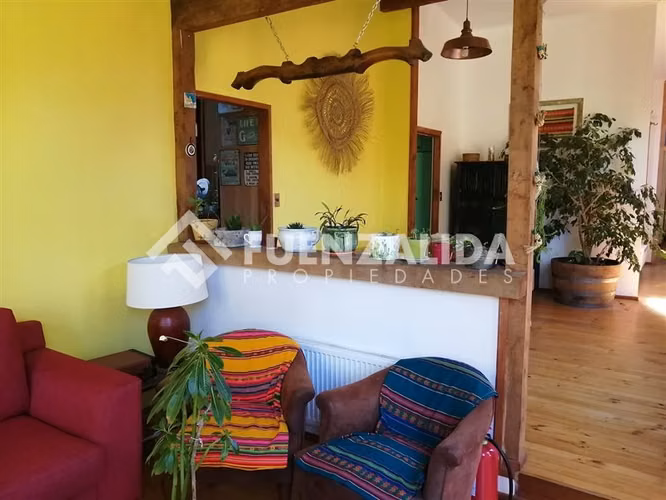 Casa y cabaña independiente en Condominio Parque Doña Inés