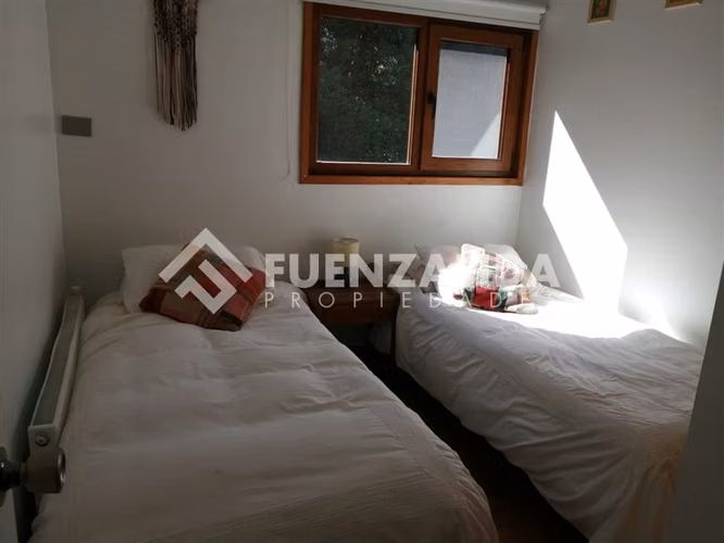 Casa y cabaña independiente en Condominio Parque Doña Inés
