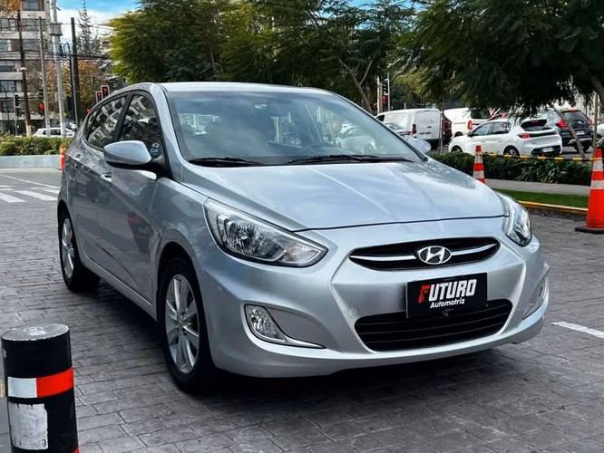 HYUNDAI ACCENT RB 1.4 GL AC 6MT - 2017 | 3776