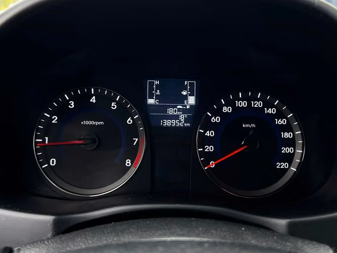 HYUNDAI ACCENT RB 1.4 GL AC 6MT - 2017 | 3776 - Imagen 12