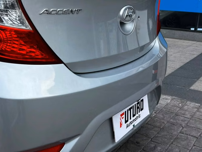 HYUNDAI ACCENT RB 1.4 GL AC 6MT - 2017 | 3776 - Imagen 8