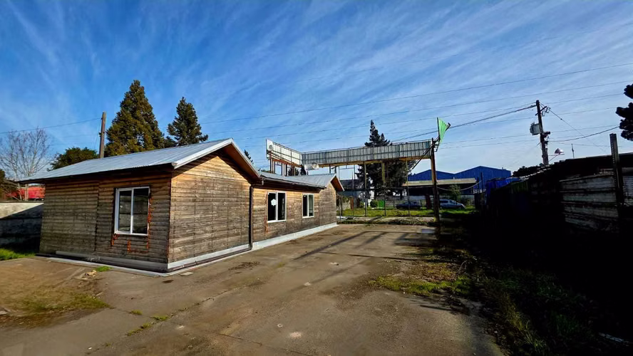RRB// VENDE Casa amplio terreno Villa Verde (171763)