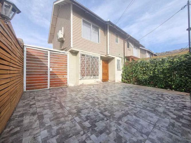 Casa 3D/2B en barrio cerrado (171762)