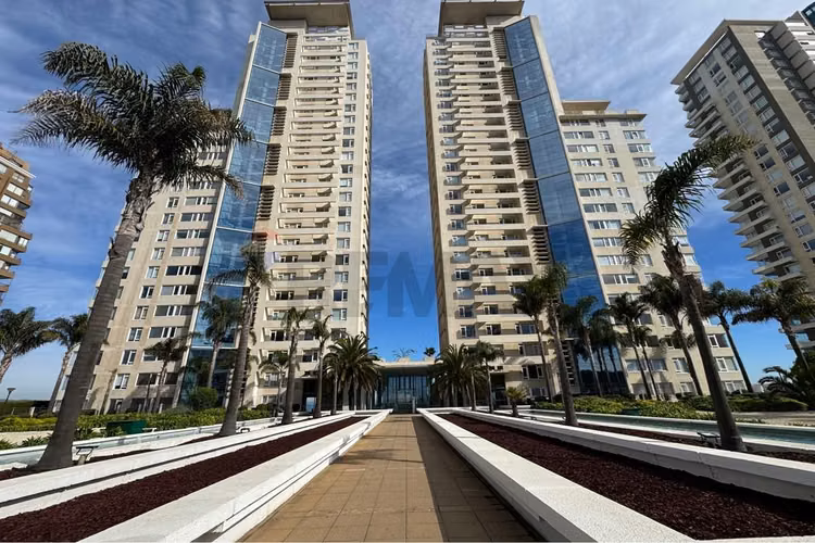 Palmas de reñaca con imponente vista al mar