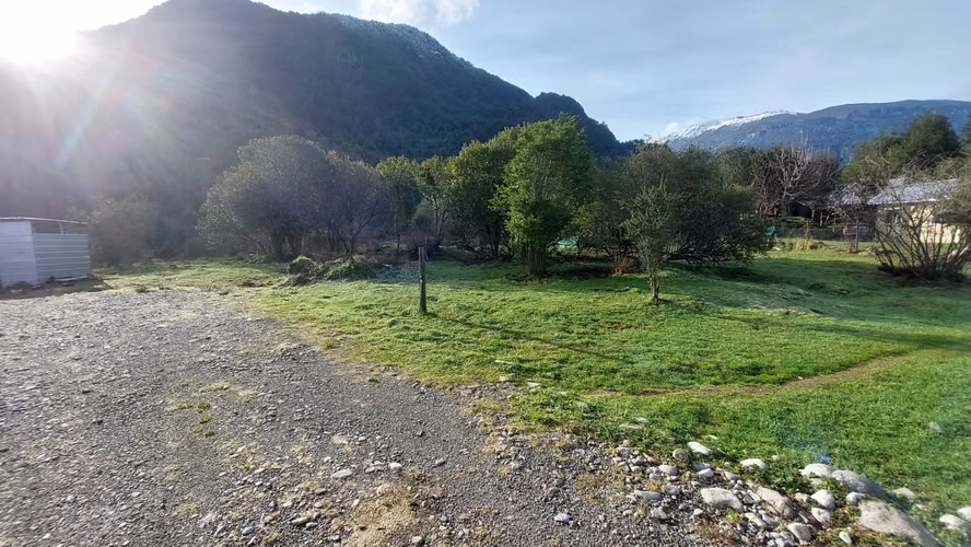 Parcela 1ha Con 3 Cabañas Frente a Rio Pangal (171790)